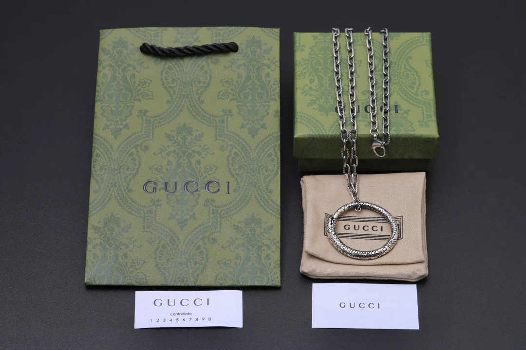 Gucci - Колье 054