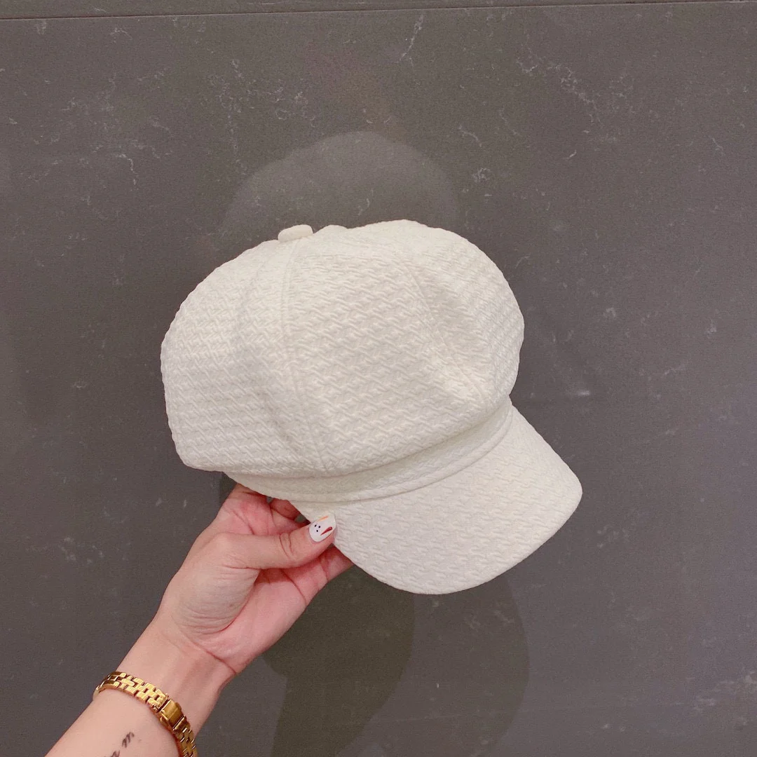 Chanel - Восьмиугольный берет - Белый