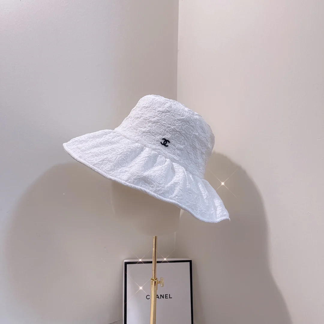 Chanel - Широкополая шляпа от солнца