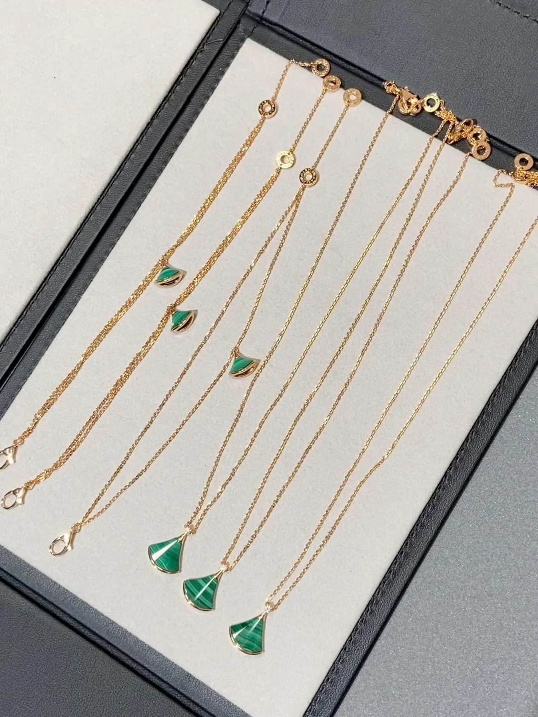 Bvlgari - Колье 073