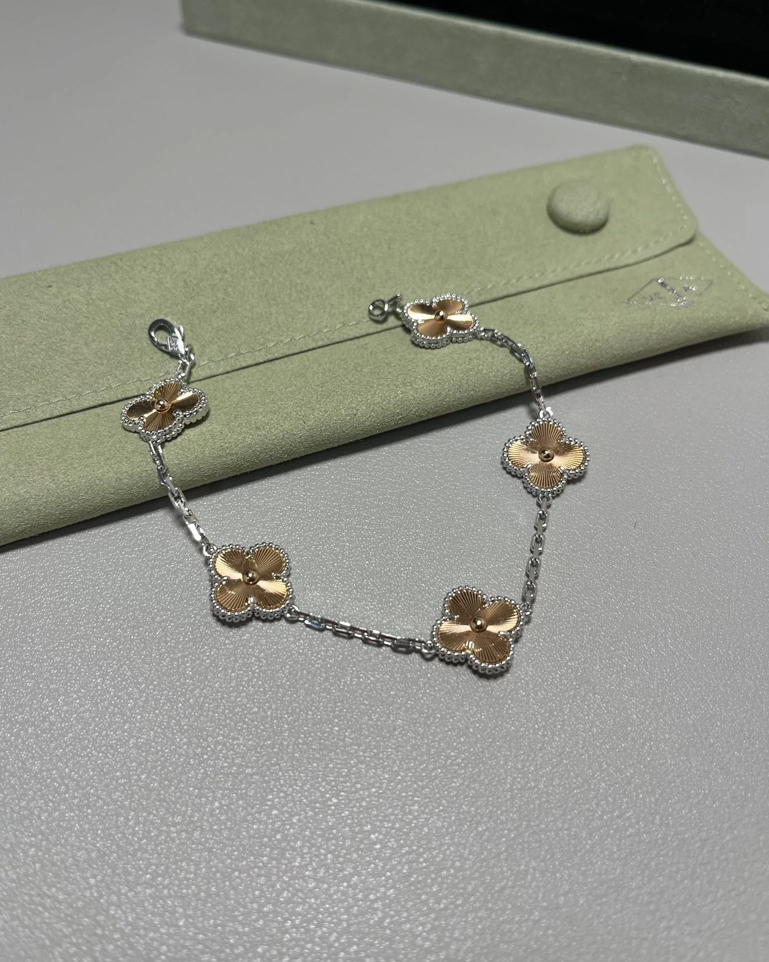 Van Vek - Браслет 023