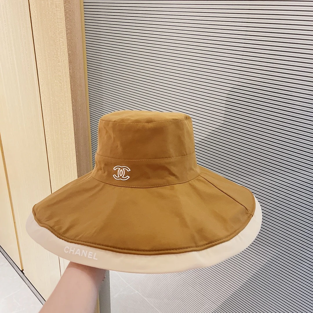 Коллекция Chanel Весна 2022 - Рыбацкая шляпа