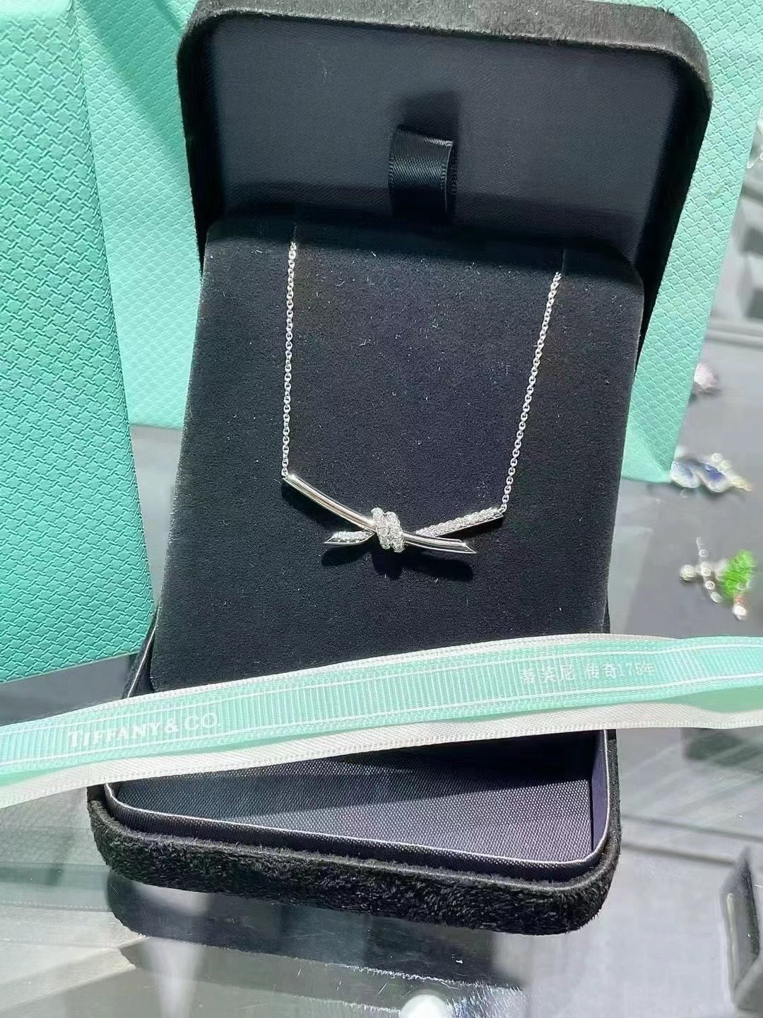 Колье Tiffany 103