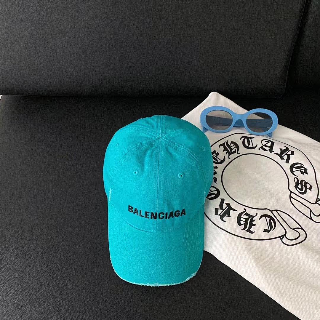 Бейсболка Balenciaga с вышивкой - Лейк-Грин