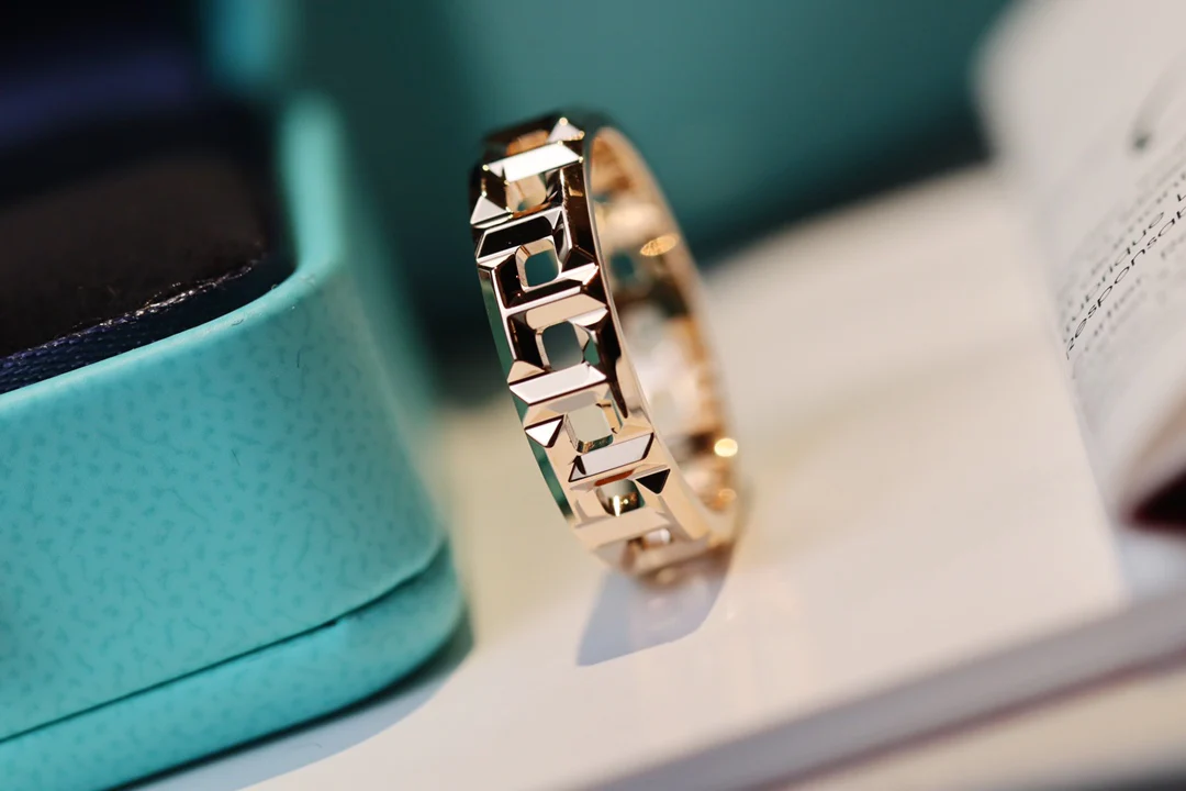 Кольцо Тиффани - 25