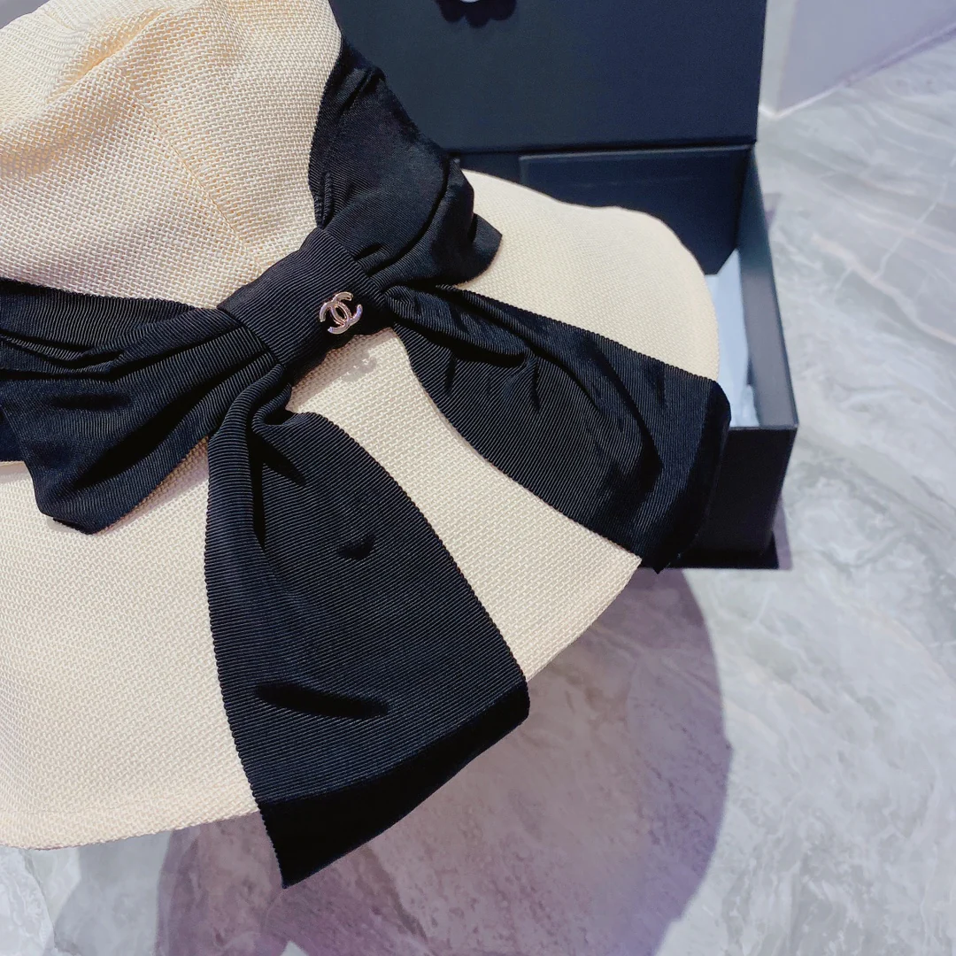 Chanel - Солнцезащитная шляпа - Солнцезащитный козырек - Белый