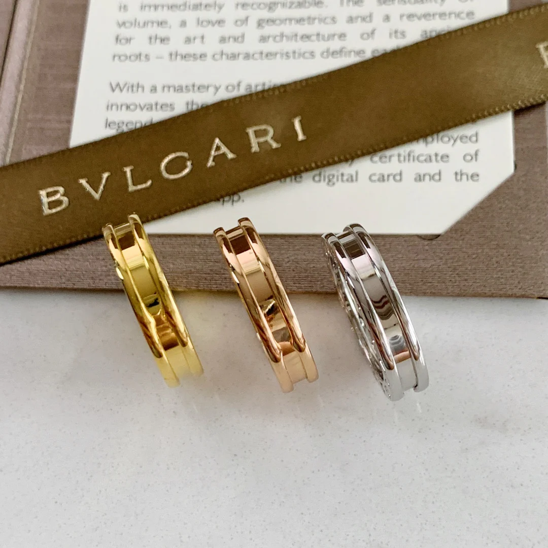 Кольцо Bvlgari 011