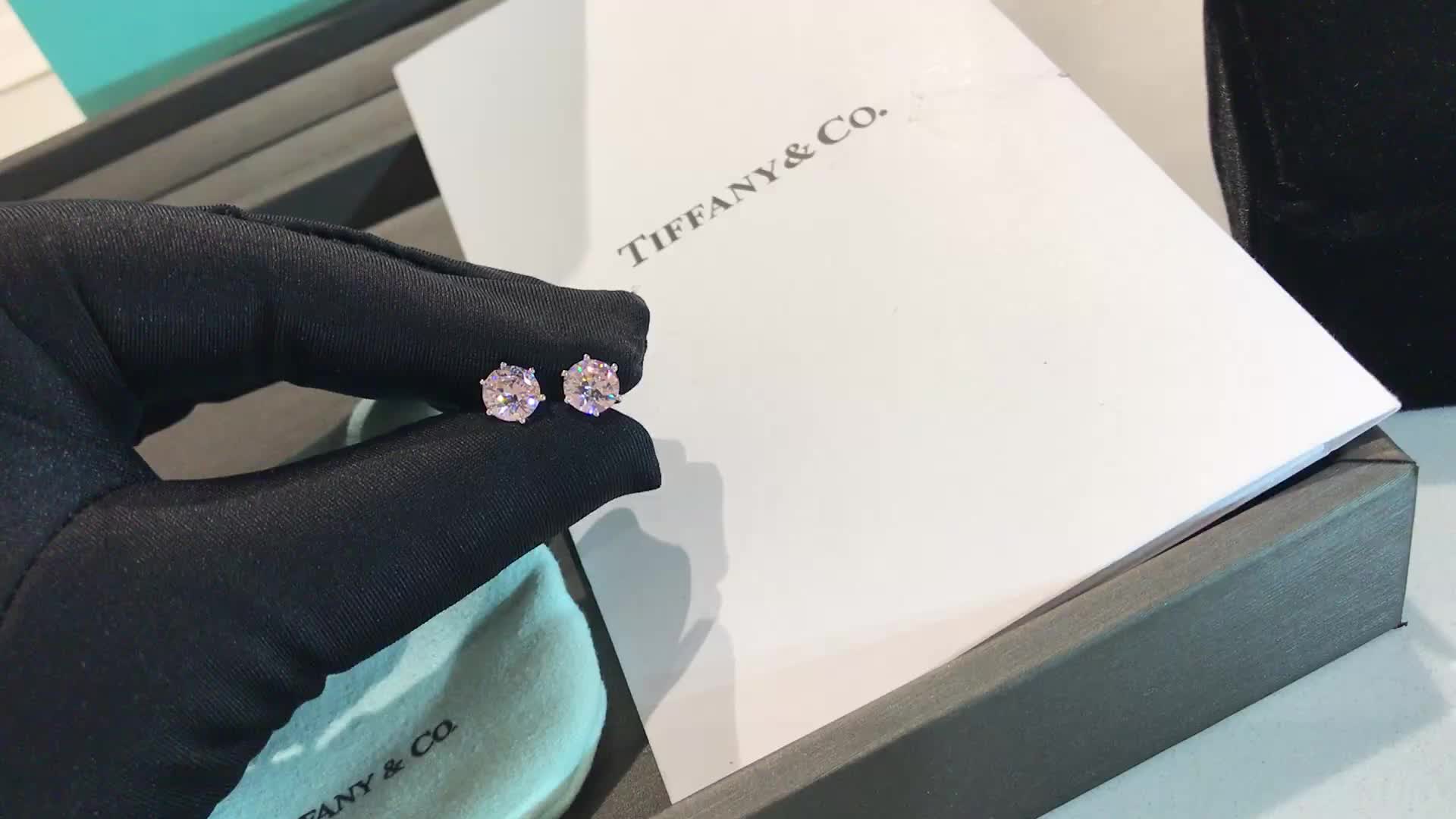 Серьги и гвоздики Tiffany - Изображение из коллекции