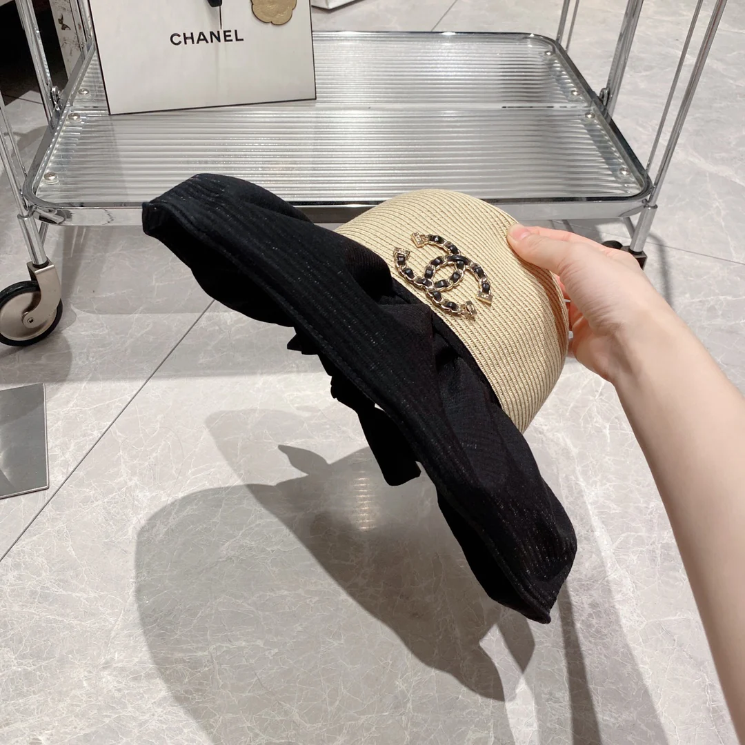 Новинка сезона весна/лето 2023 от Chanel - Соломенная шляпа - Солнцезащитная шляпа - Черная