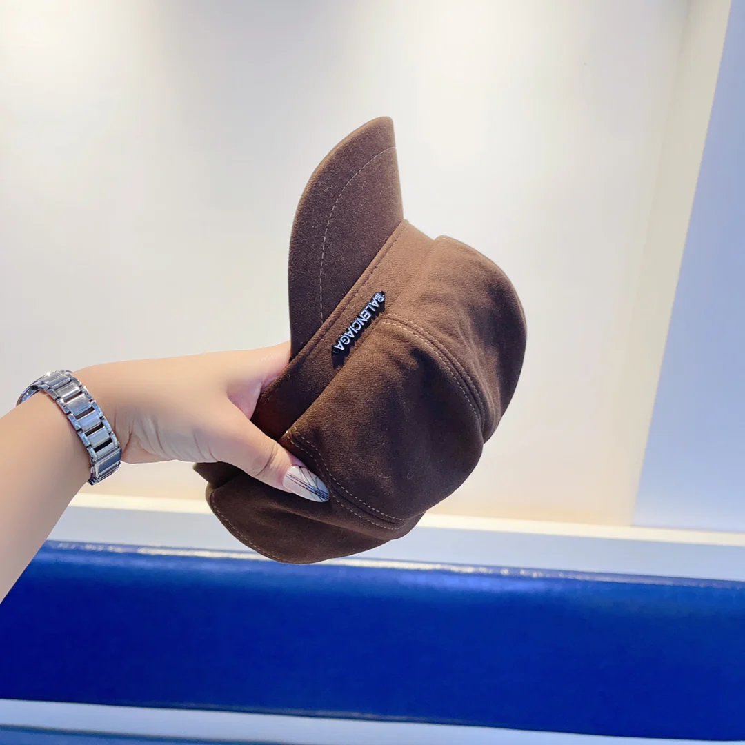 Balenciaga - Восьмиугольный берет - Коричневый