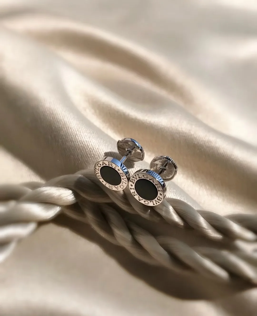 Серьги Bvlgari 009