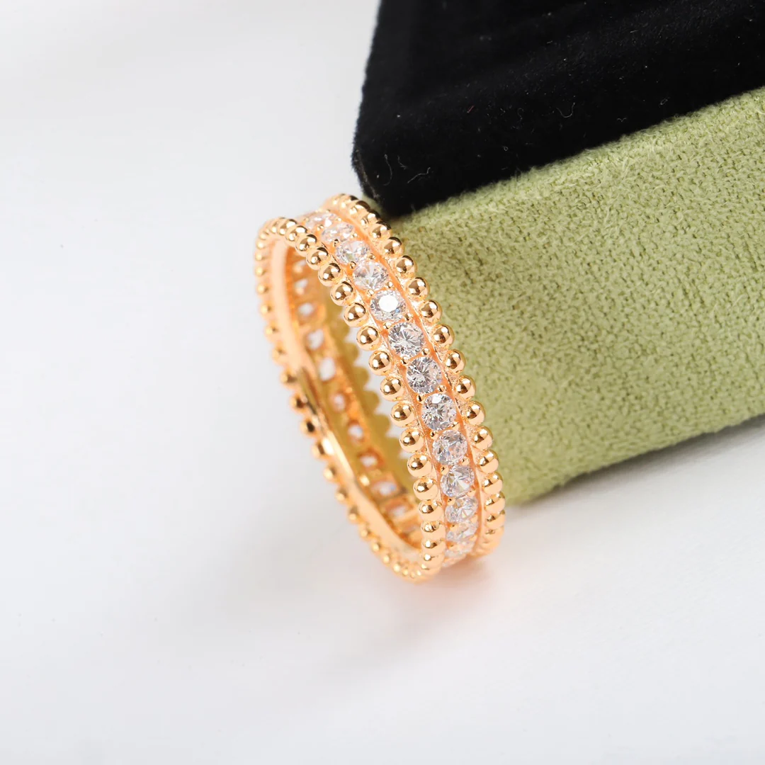 Ван Век - Кольцо 025