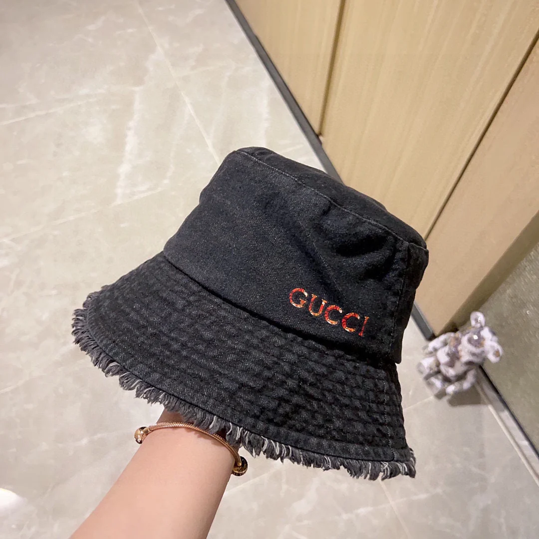 Gucci - Новинки 2023 года