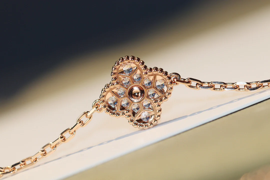 Van Ville - Колье 036