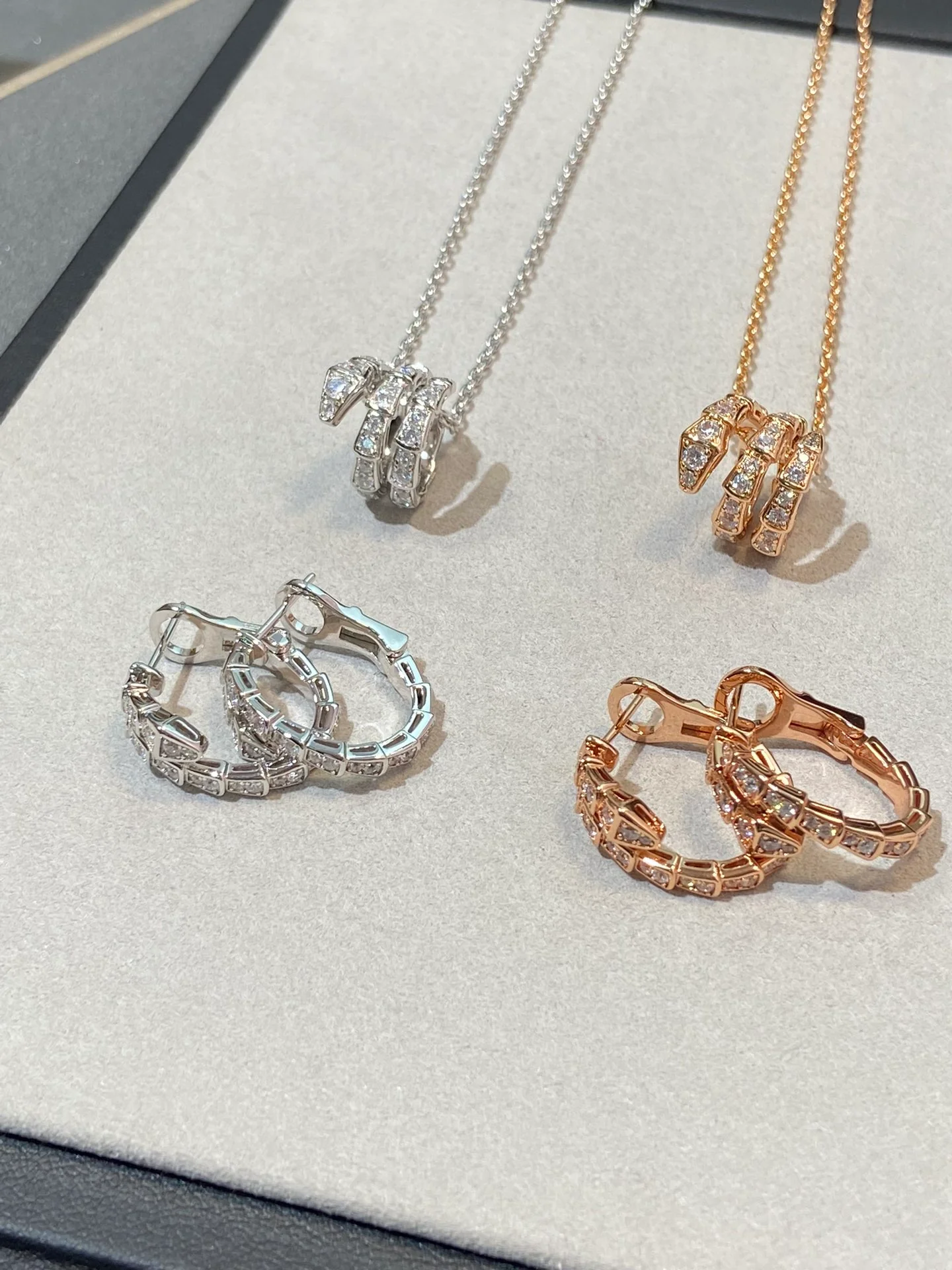 Bvlgari - Колье 093