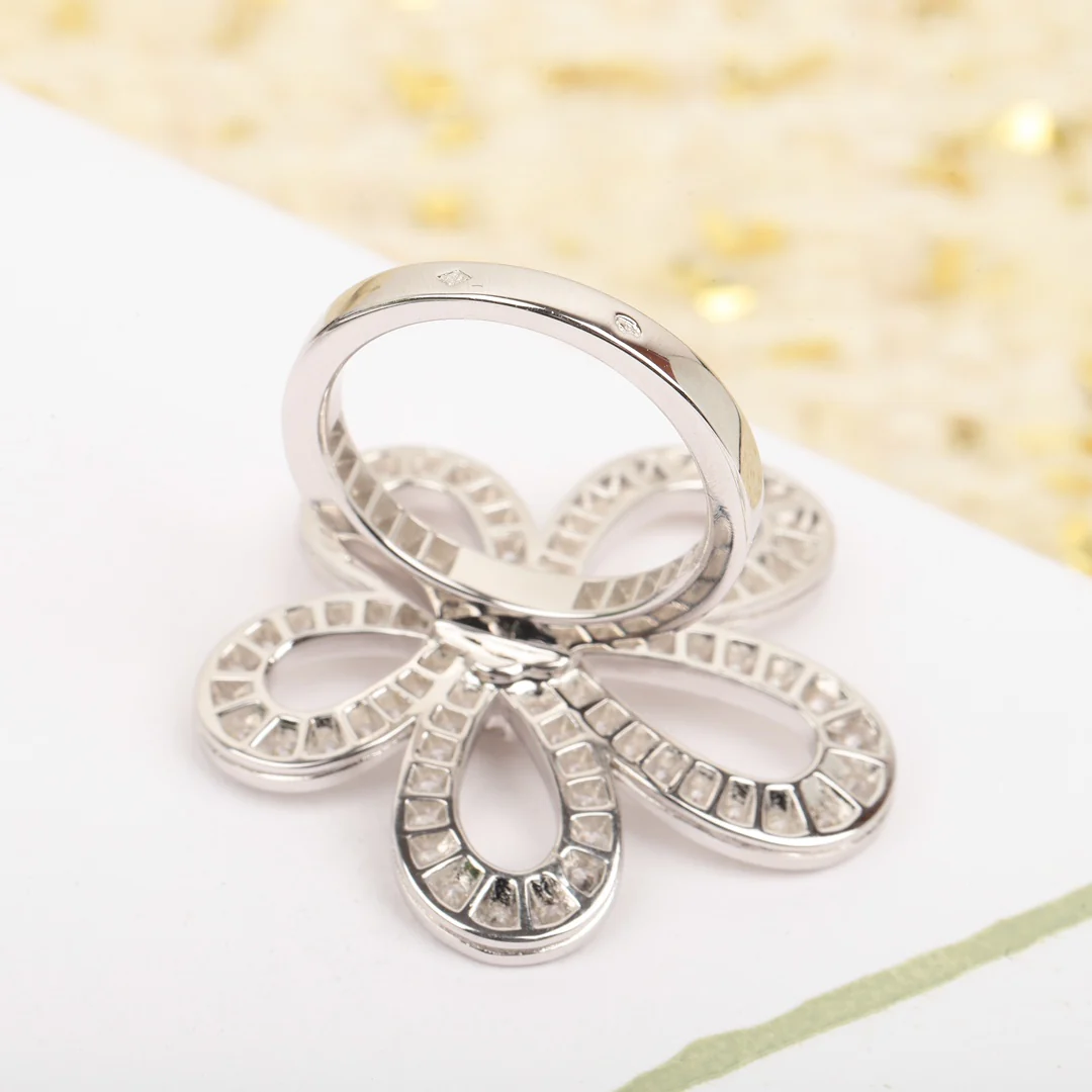 Ван Век - Кольцо 019