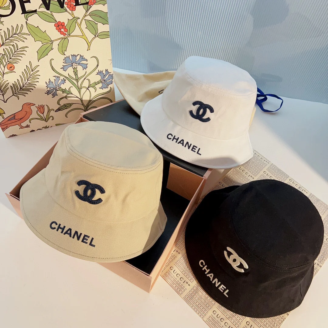 Chanel - Вышитая рыбацкая шляпа