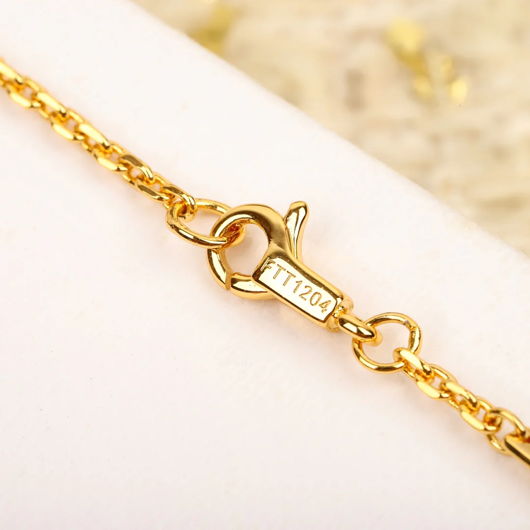 Celine - Колье 091