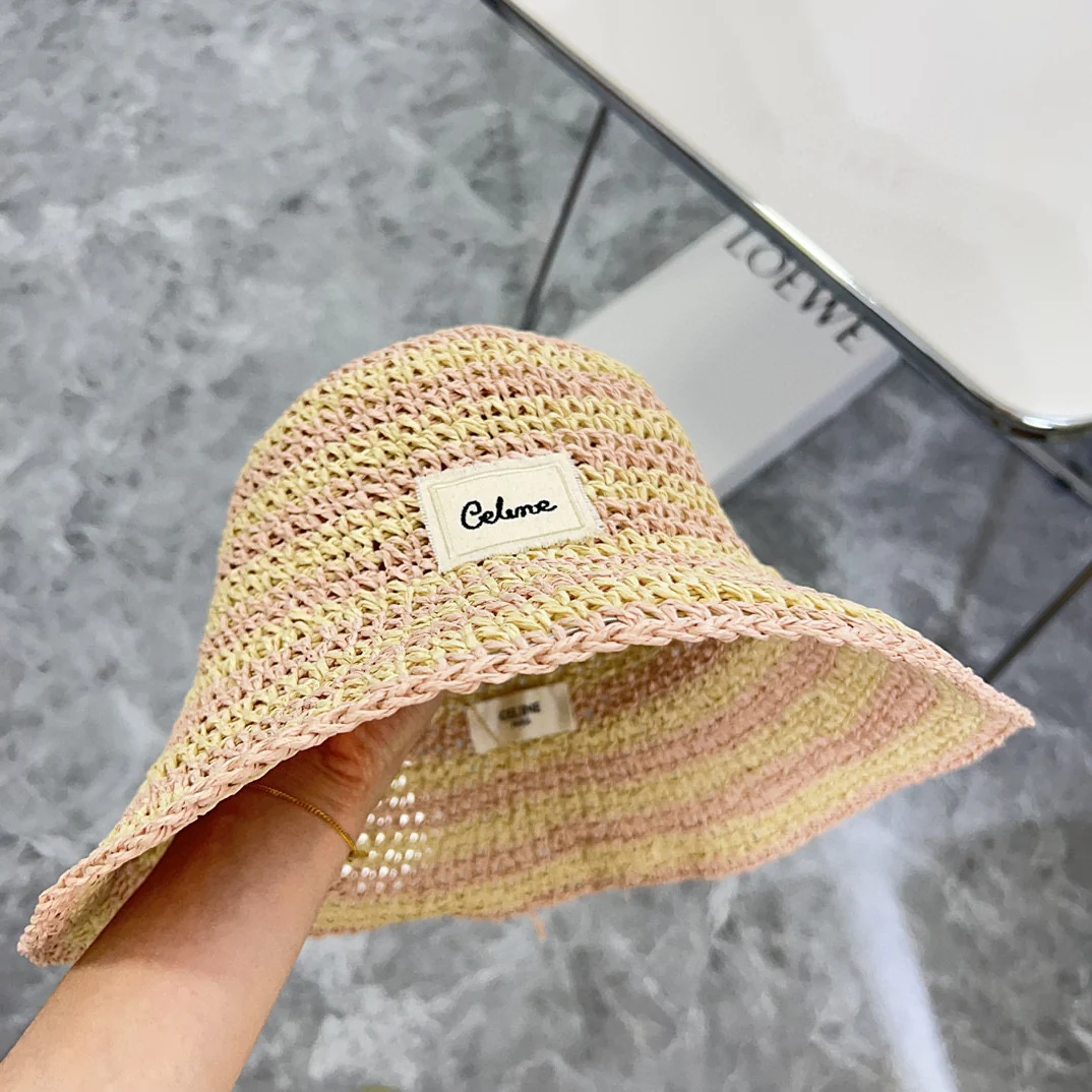 Новая панама Celine 2024 в радужном лоскутном стиле - розовая.