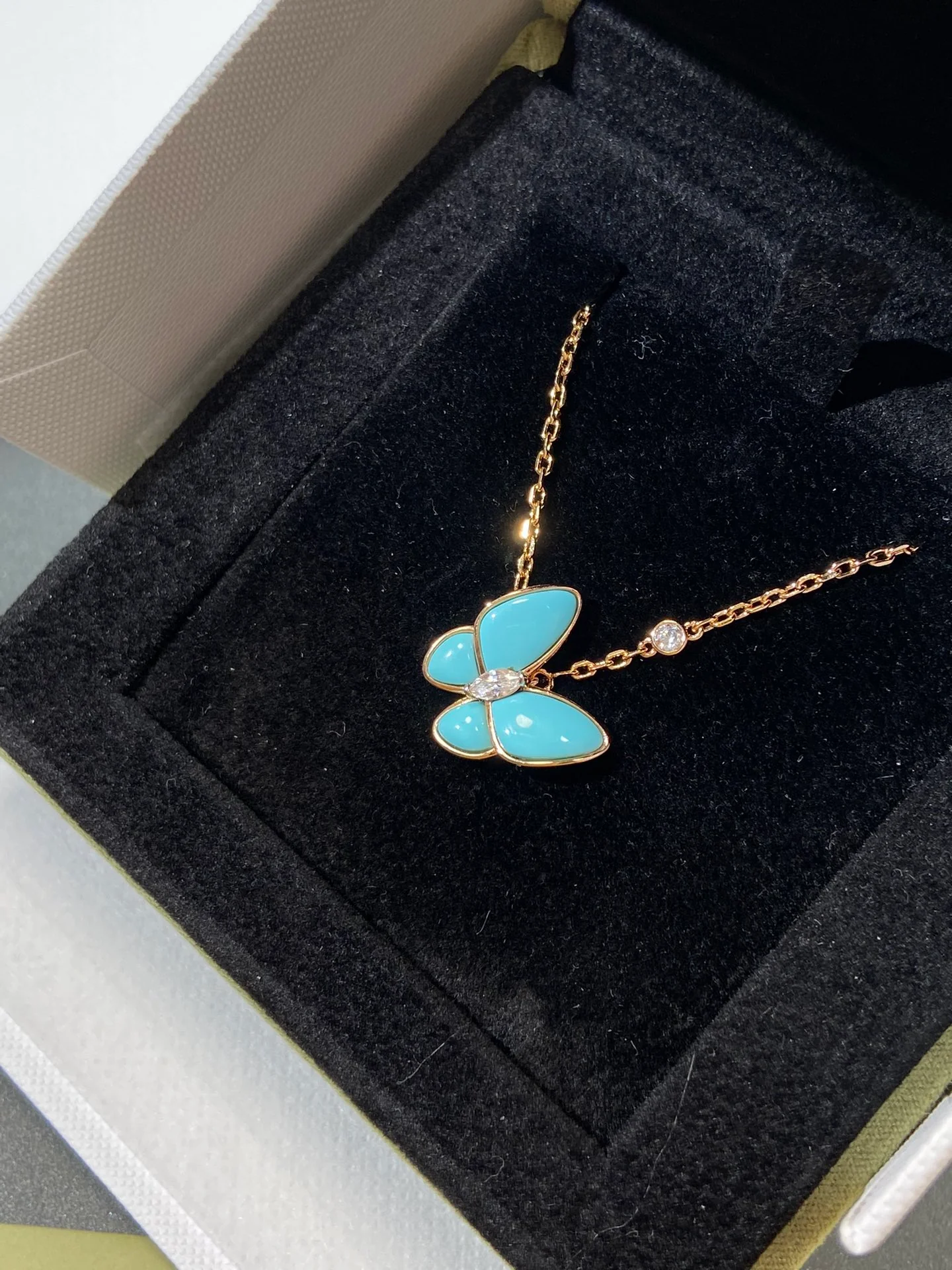 VCA-Ожерелье 002