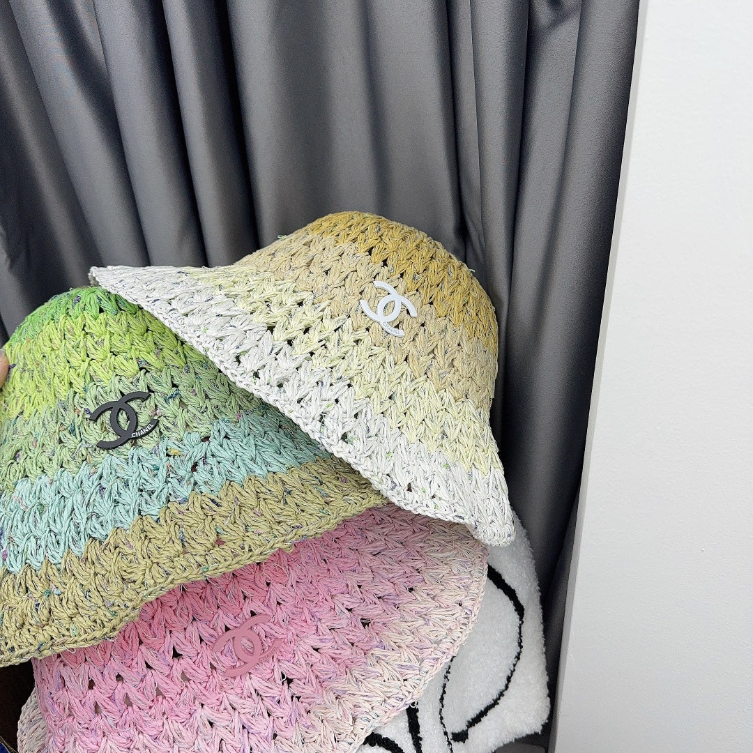 Шляпа Chanel весна/лето с градиентным плетением