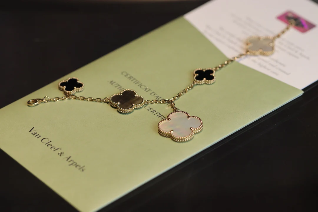 Van Vek - Браслет 073