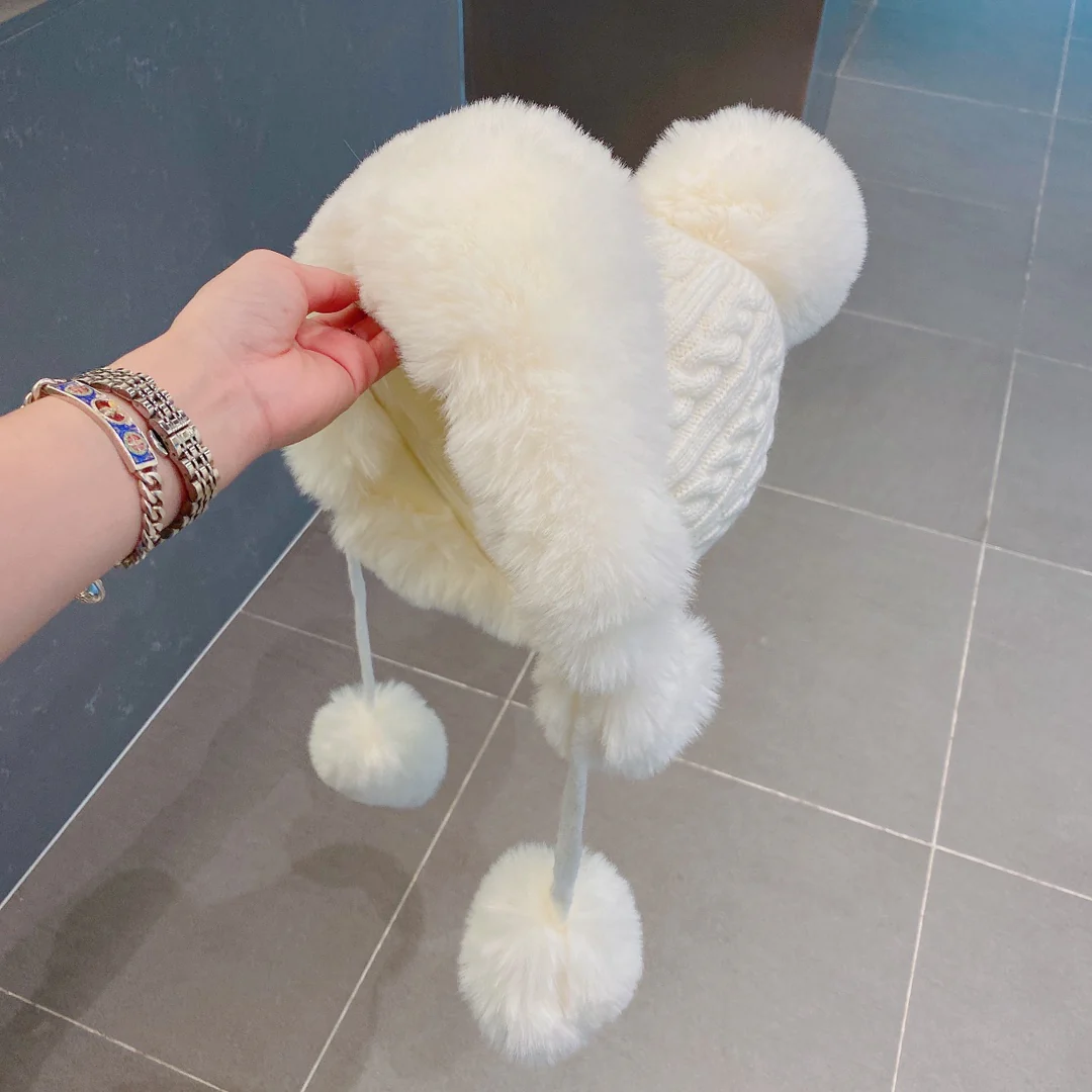 Шапка-бини Burberry с ушками - белая