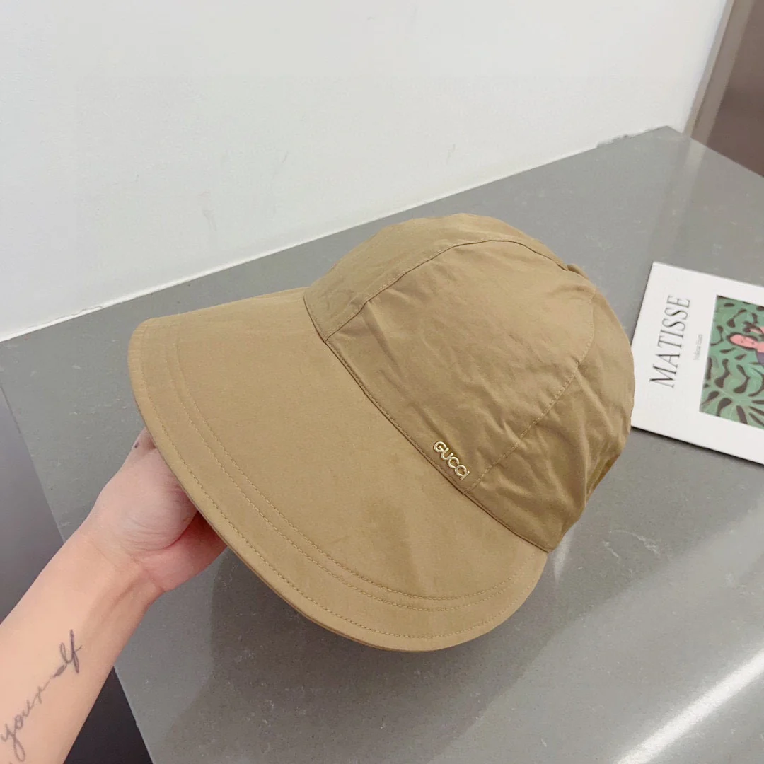 Новинка лета 2023 от Gucci - Бейсболка - Абрикосовый цвет