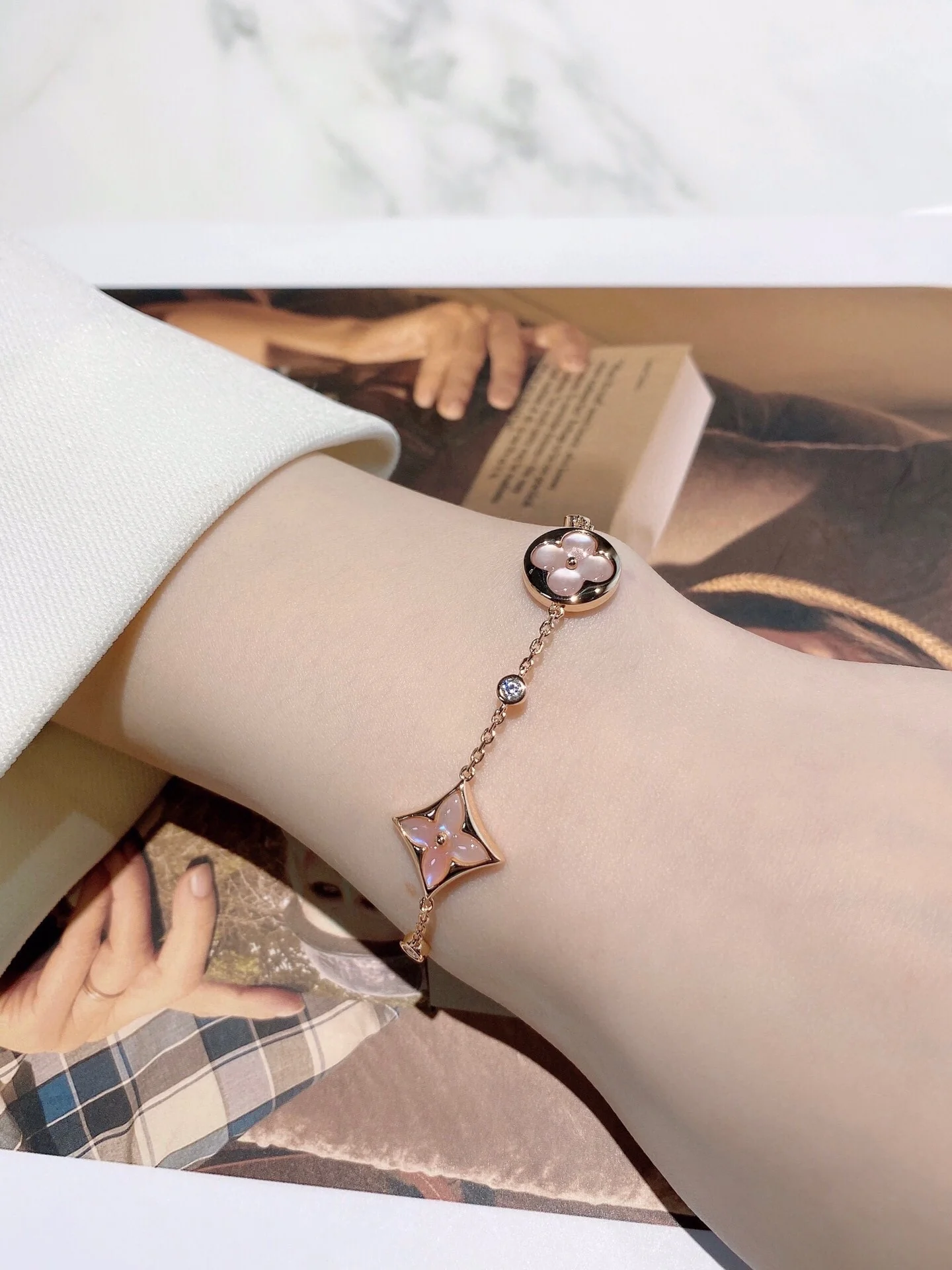 Браслет LV - 20