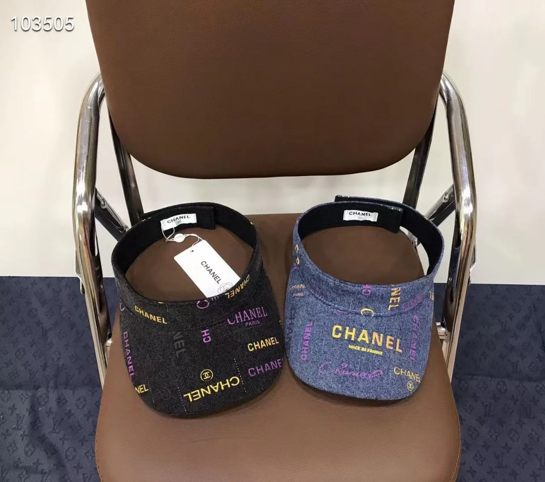 Солнцезащитный козырек Chanel с открытым верхом - 10