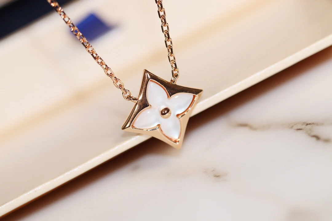 LV-Ожерелье 095