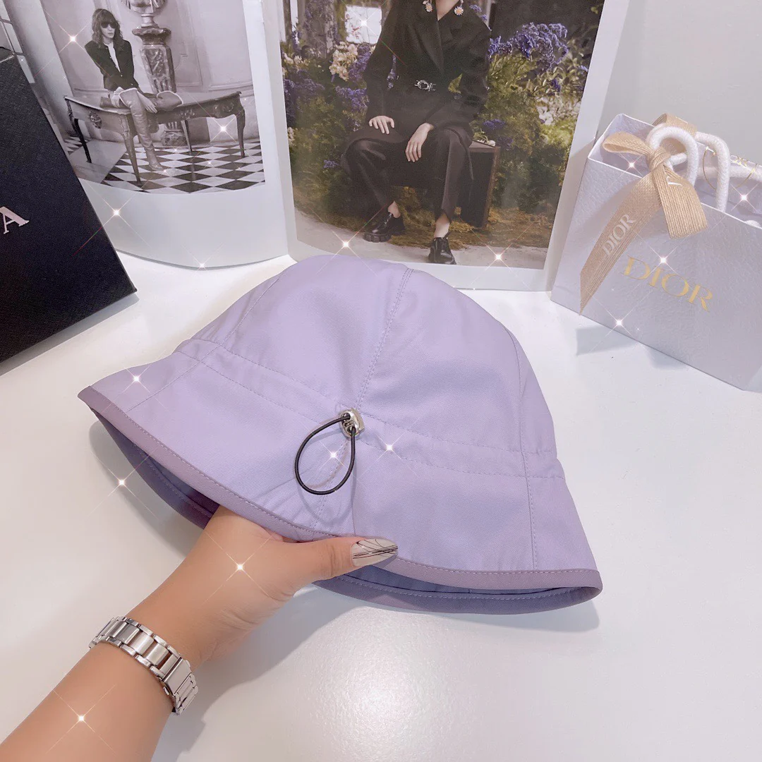 Prada - Простая летняя панама