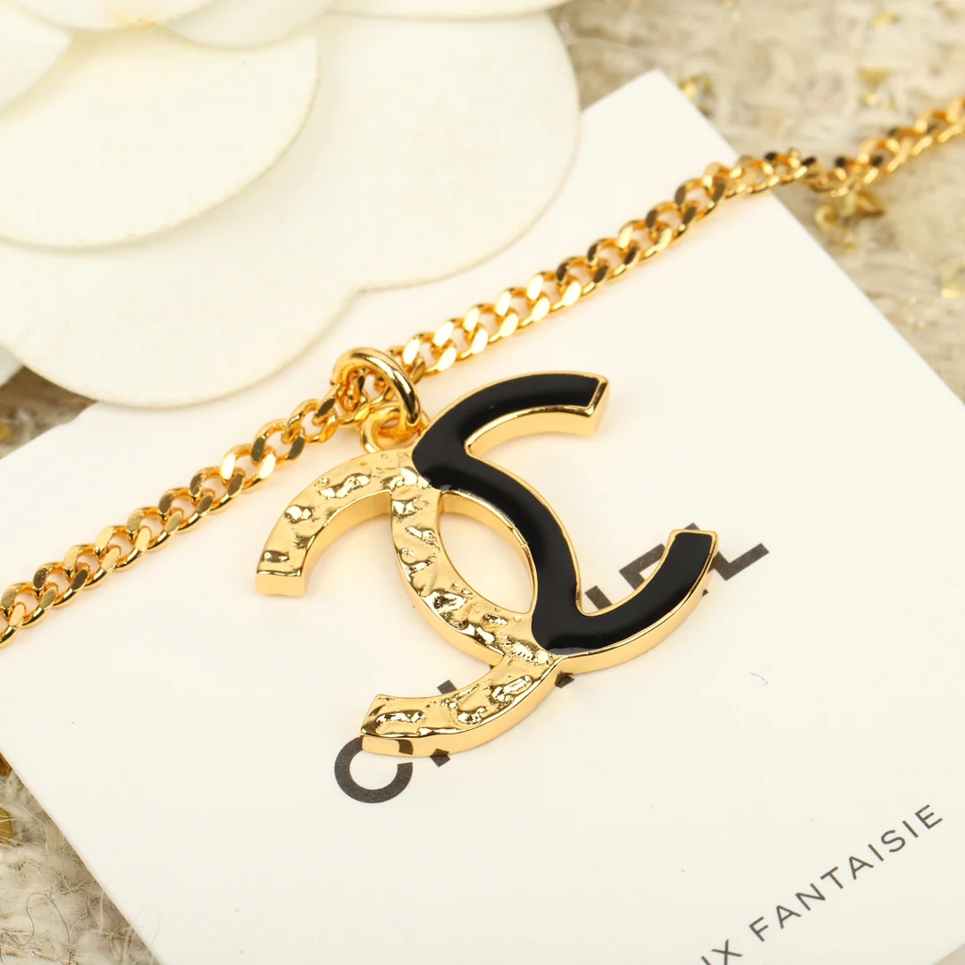 Колье Chanel 424