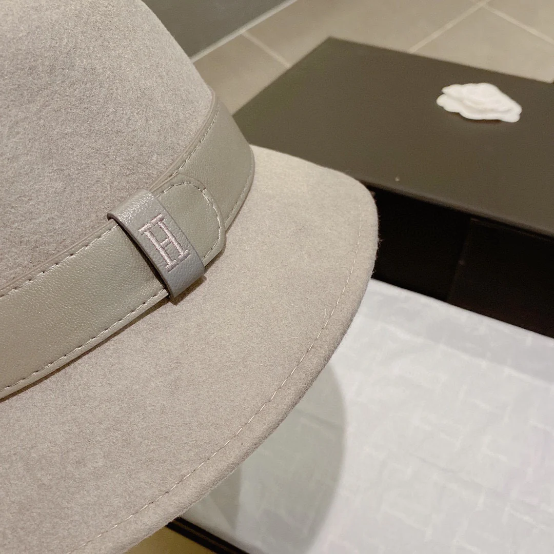 Шерстяная шляпа Hermes - серая