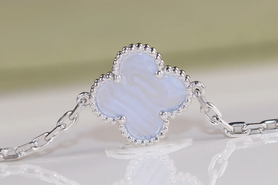 Van Vek - Браслет 084