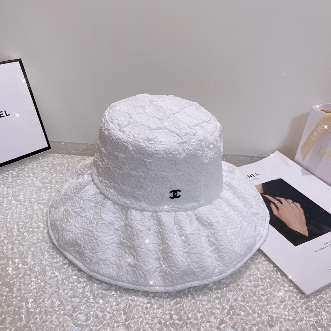 Chanel - Широкополая шляпа от солнца