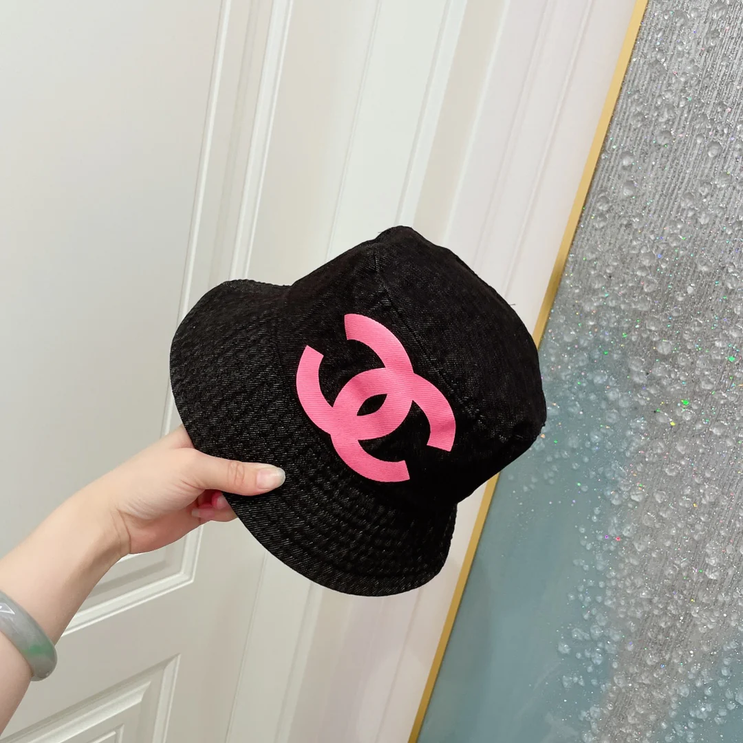 Chanel - Ковбойская рыбацкая шляпа