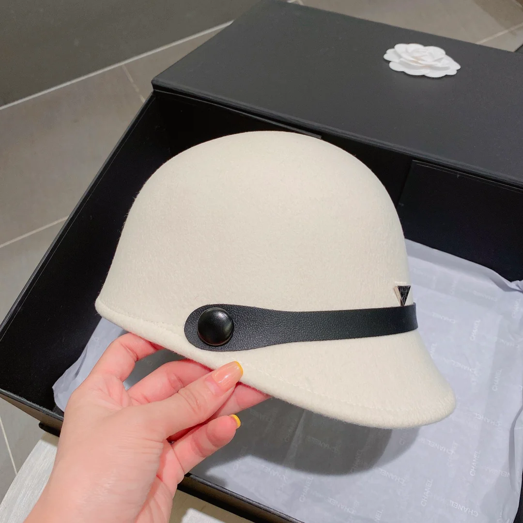 Prada - Шерстяная шляпа для верховой езды - Белая