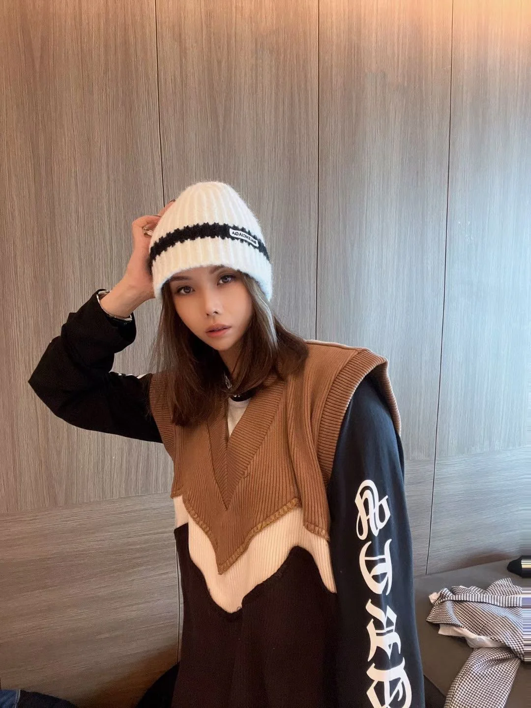 Balenciaga - Шерстяная вязаная рыбацкая шапка