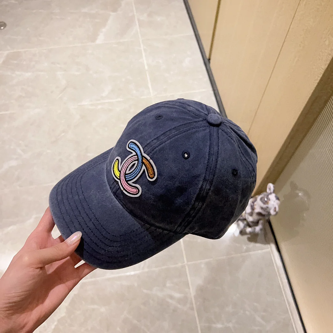 Новые поступления коллекции Chanel весна/лето 2023 - Бейсболка - 2