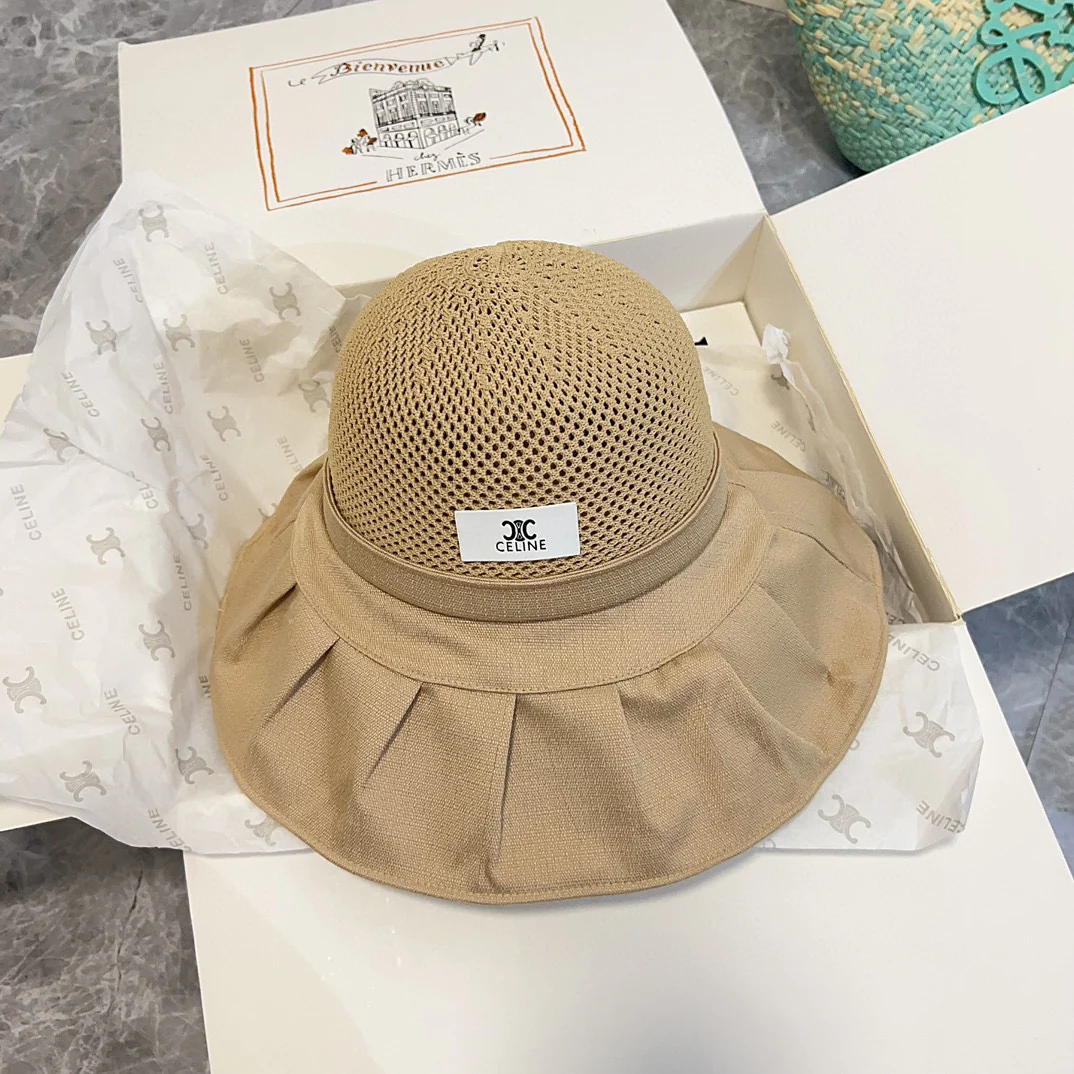 Панама Celine с широкими полями, лоскутное шитье, коллекция весна/лето 2024, цвет хаки.