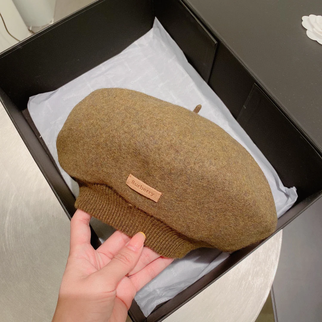 Шерстяной берет Burberry — абрикосовый