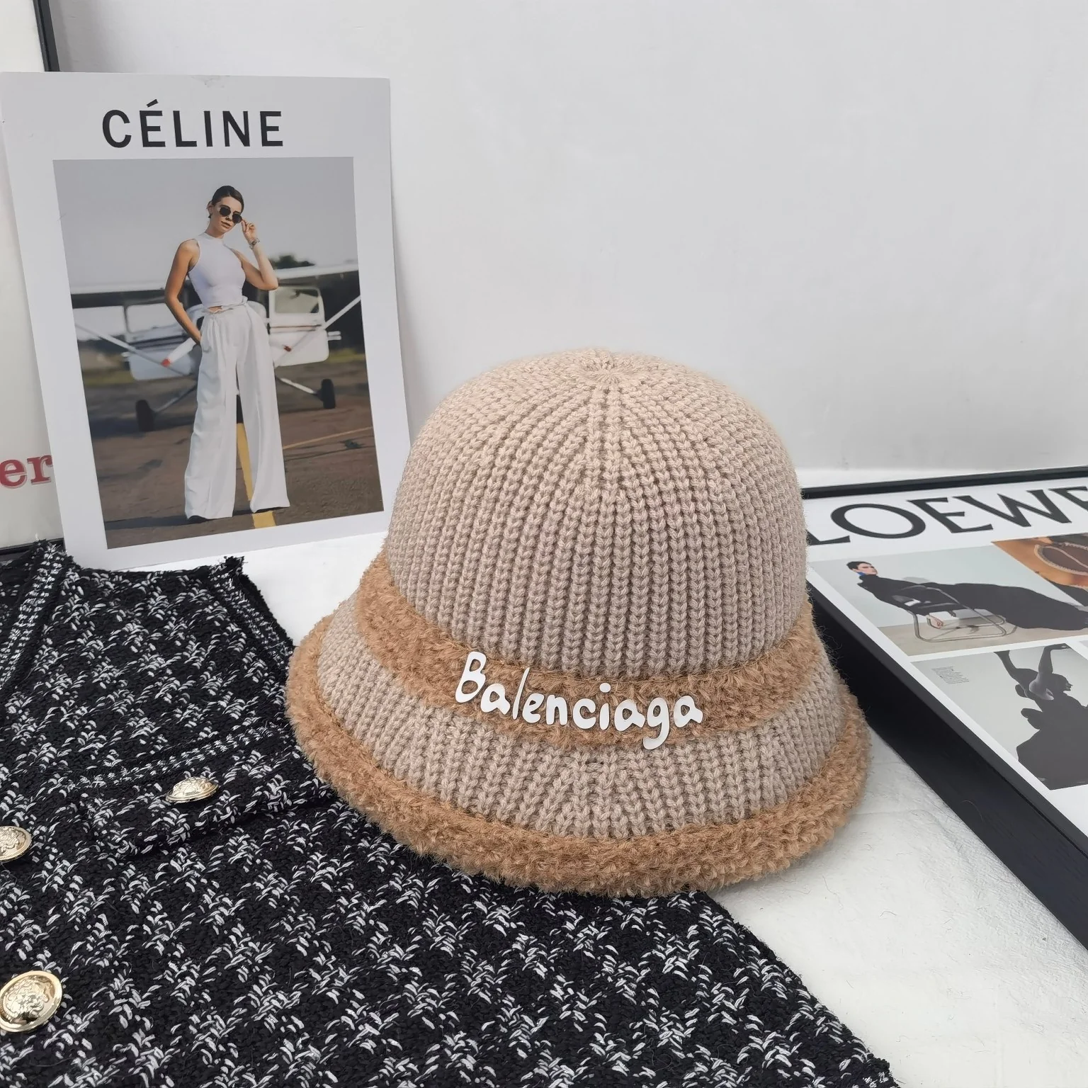 Balenciaga - Рыбацкая шляпа с полями