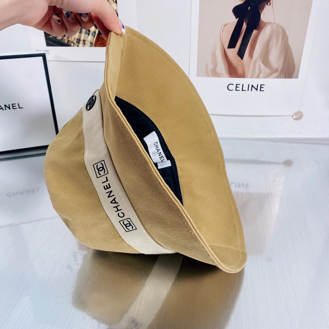 Новая рыбацкая шляпа Chanel 2022 года