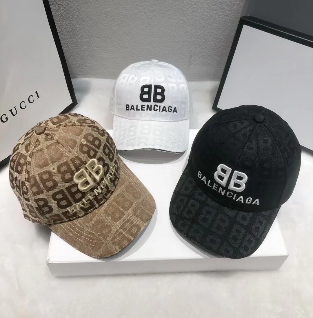 Бейсболка Balenciaga с вышивкой - 2