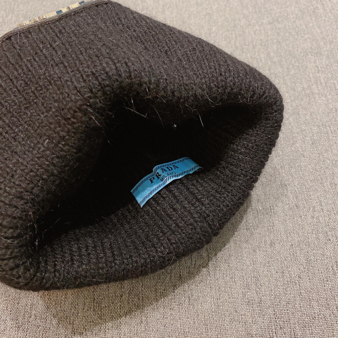 Prada - Вязаная шапка-бини - Унисекс - Черная