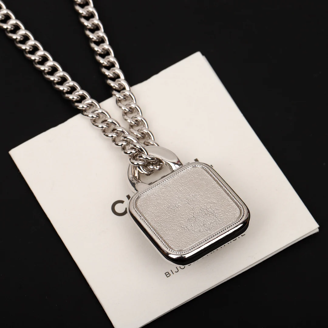 Колье Chanel 441