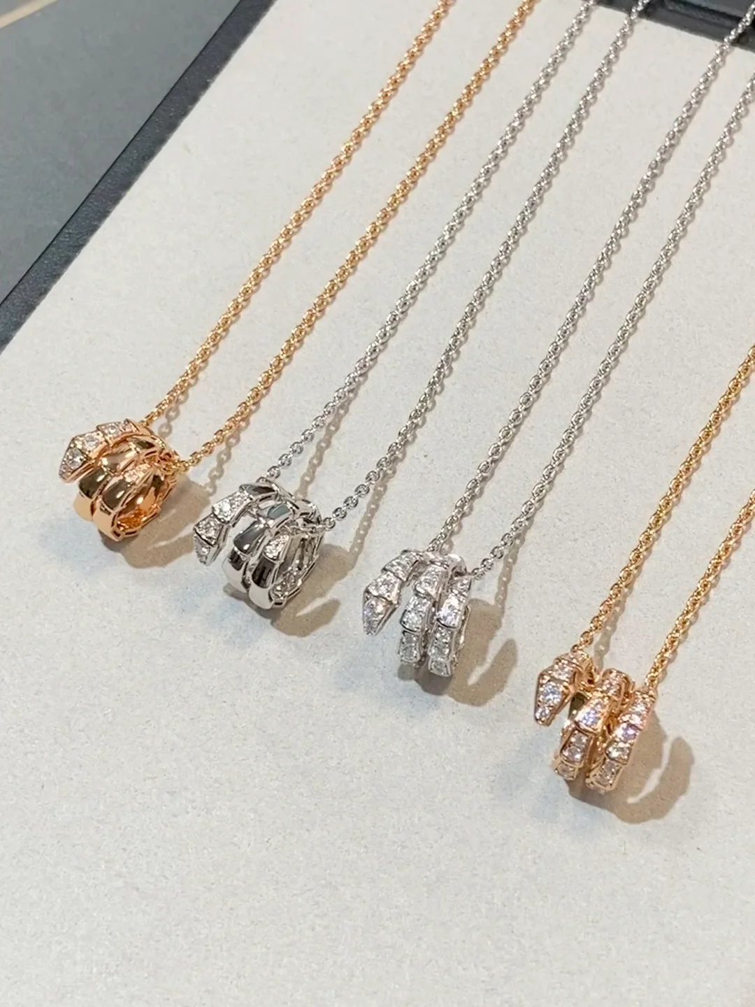 Bvlgari - Колье 093