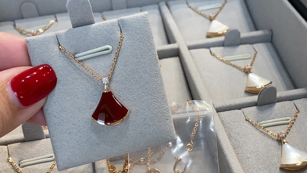 Колье Bvlgari - Изображение из коллекции - 11