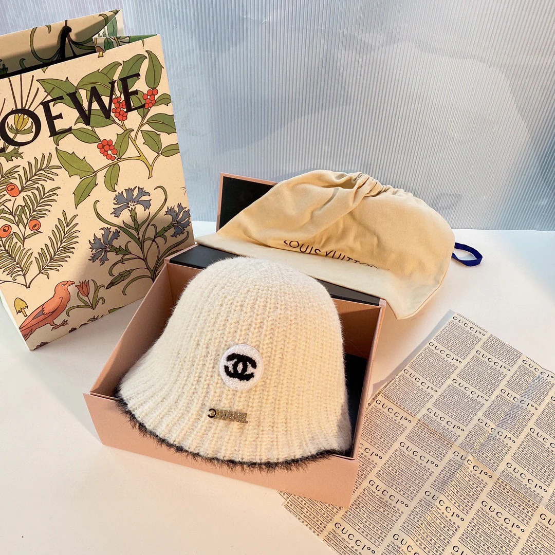 Рыбацкая шляпа из флиса Chanel - 1